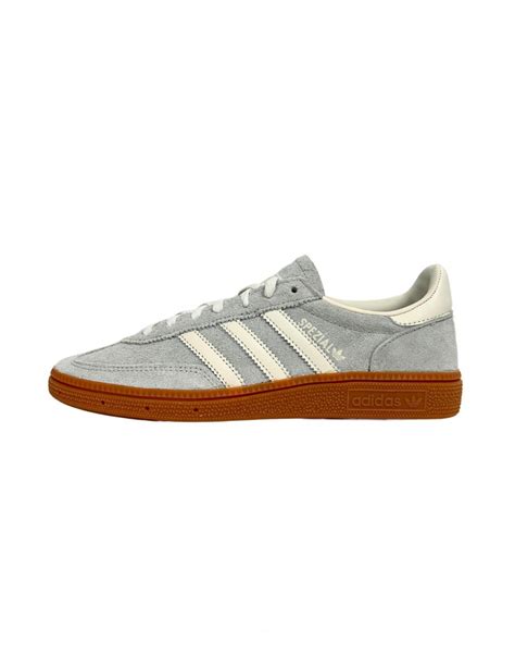 Az adidas Handball Spezial ikonikus modellje