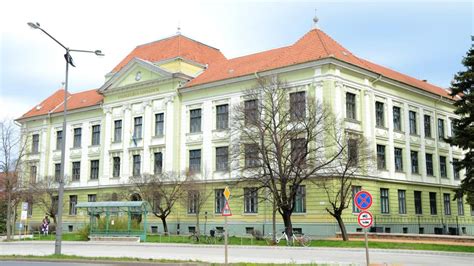 Békéscsabai Evangélikus Gimnázium Sportcsarnok