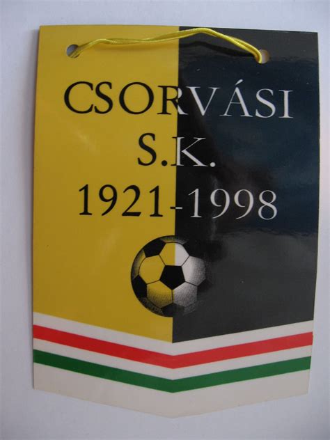 A Csorvási SK és a Mezőtúri AFC-Syngenta csapatok címerei