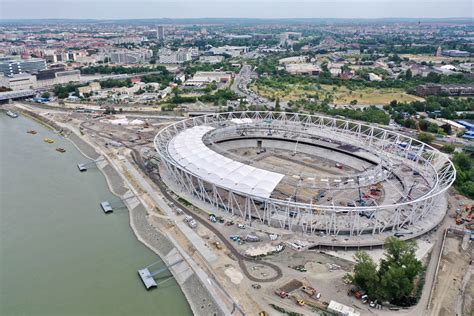 Az Etihad Stadion látképe madártávlatból