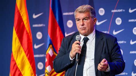 Joan Laporta és az FC Barcelona vezetőségi tagjai