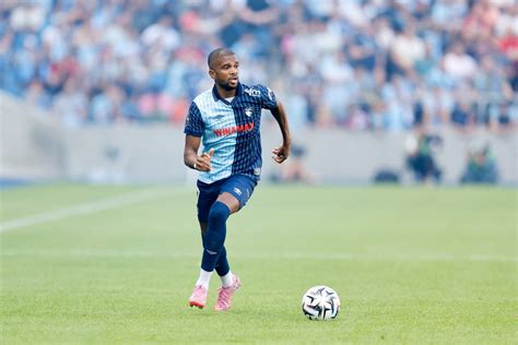 Nego Loic a Le Havre mezében