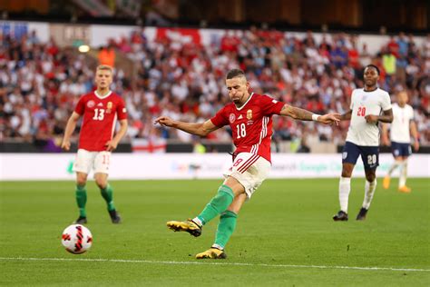 Sérülésből felépülő játékos antigravitációs futópadon