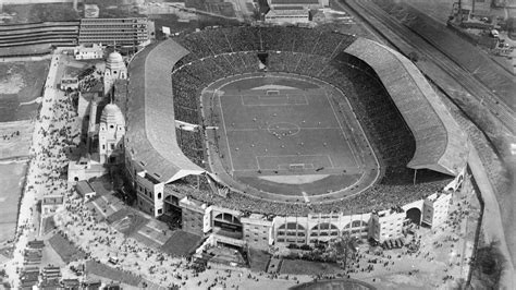 A Wembley Stadion 1953-ban, az Anglia-Magyarország mérkőzés előtt