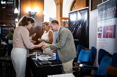 Versenyzői regisztrációs pult és ajándékcsomag