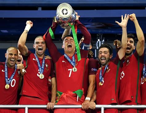 Ronaldo ünnepli gólját a 2002-es világbajnokság döntőjében