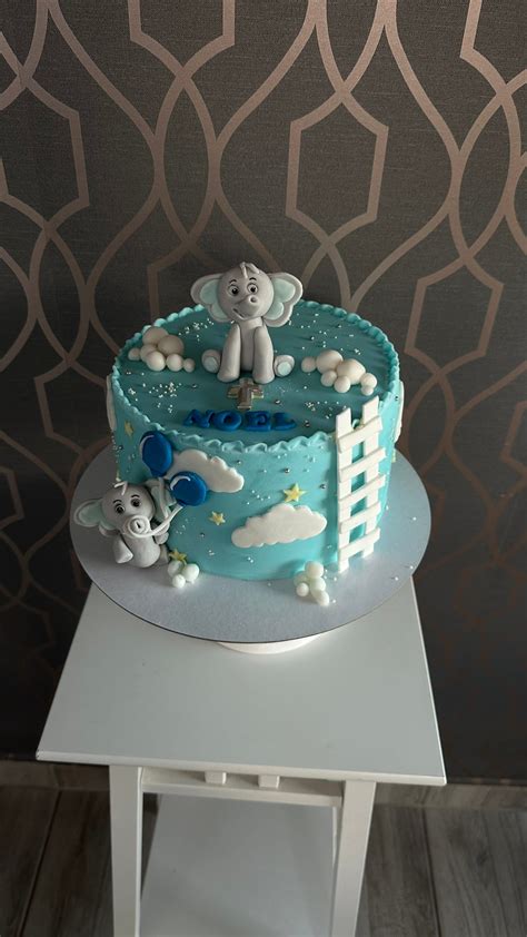 Fondant burkolt félgömb torta