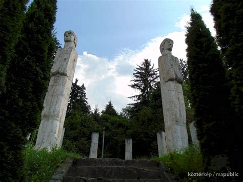 Partizán emlékmű a Sutjeska Nemzeti Parkban