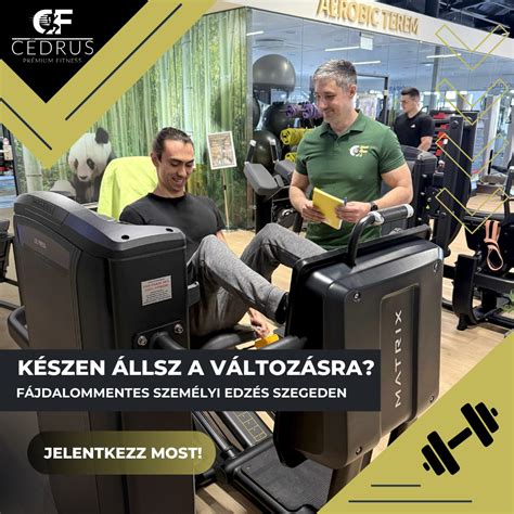 Edző magyarázza a taktikai táblán a védekezési stratégiát