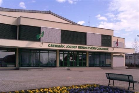 Tapolca, Csermák József Rendezvénycsarnok látképe
