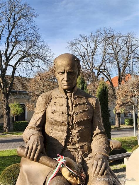 Kölcsey Ferenc emlékműve