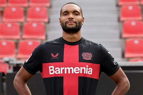 Jonathan Tah a Bayer Leverkusen védője