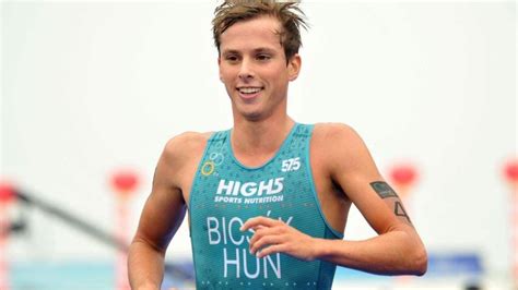 Bicsák Bence triatlon versenyen