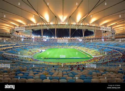 Hagyományos brazil stadion hangulata
