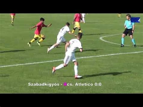 Atletico Békéscsaba labdarúgócsapat játék közben