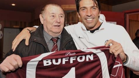 Gianluigi Buffon és Lorenzo Buffon portréja