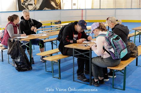 A döntő hangulata és a csapatok közötti együttműködés a helyszínen
