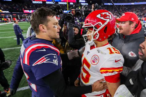 Tom Brady és Patrick Mahomes, a jelen és a jövő legendái