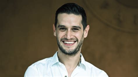 Adrián hárítja a büntetőt