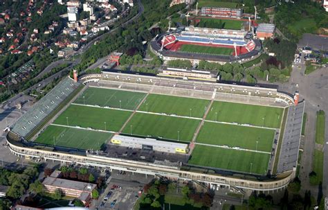 Prágai Strahov Stadion felülnézetből