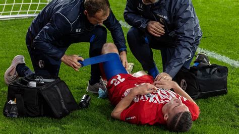 Labdarúgó sérülése