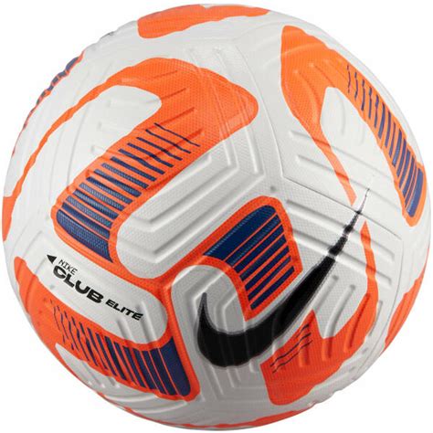 Nike focilabda választék különböző méretekben és típusokban