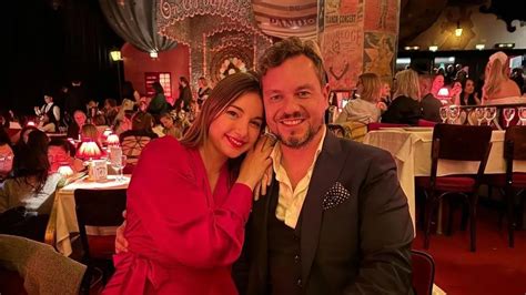 Nacsa Olivér és Tripolszky Anna esküvői fotója a budai Várnegyedben