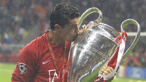 Cristiano Ronaldo ünnepli gólját a Manchester United színeiben