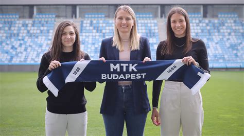 A Hoffenheim csapatának ünneplése a pályán