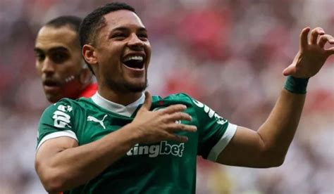 Vitor Roque gólöröme