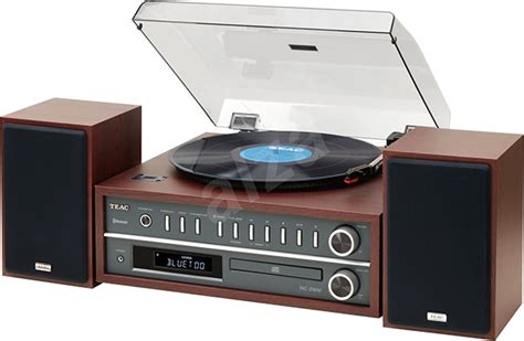 vintage hifi torony lemezjátszóval és erősítővel