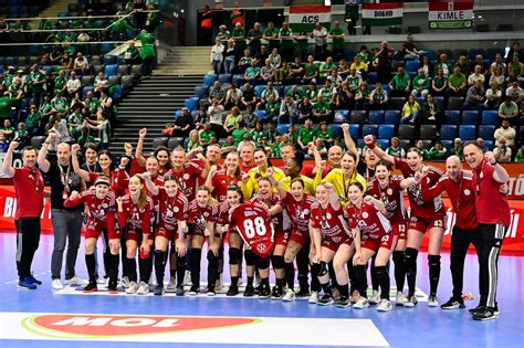 A DVSC SCHAEFFLER csapata Bajnokok Ligája mérkőzésen