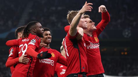 A Manchester United és a Watford mérkőzésének kulcspillanatai