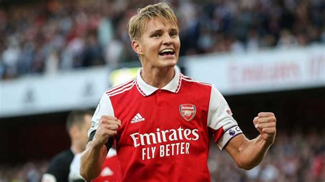 Martin Ödegaard az Arsenal mezében
