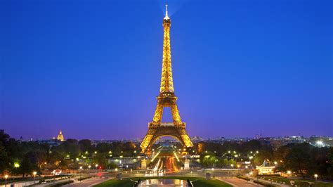 Eiffel-torony Párizsban