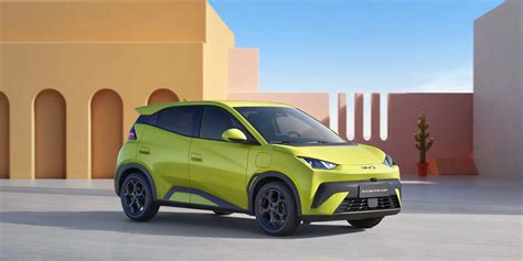BYD Dolphin töltő csatlakozó