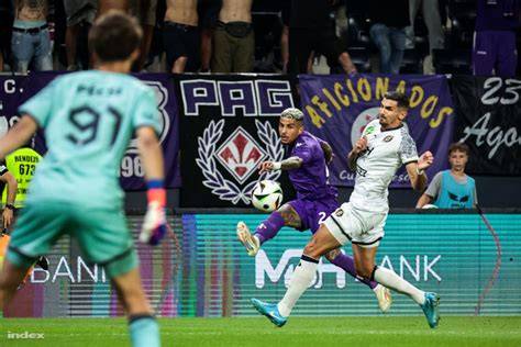 A Fiorentina csapata mérkőzés közben
