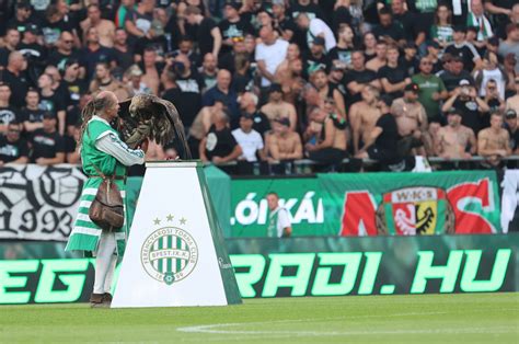 Fradi szurkolói dekoráció a Bajnokok Ligája selejtezőn