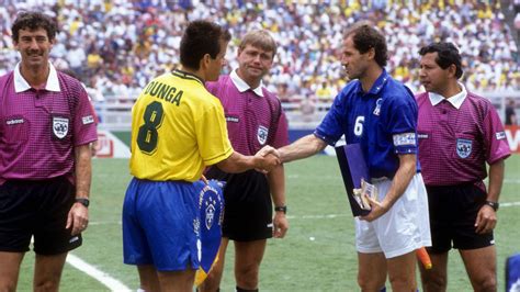 Puhl Sándor a brazil Jorginhóval az 1994-es világbajnoki döntőben