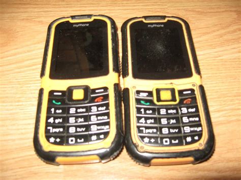 Sérült telefon kijelzők, repedések és foltok