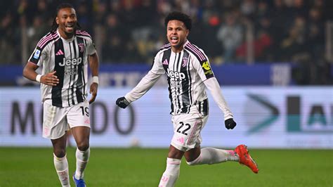 A Juventus futballistái gólöröm közben az Allianz Stadiumban