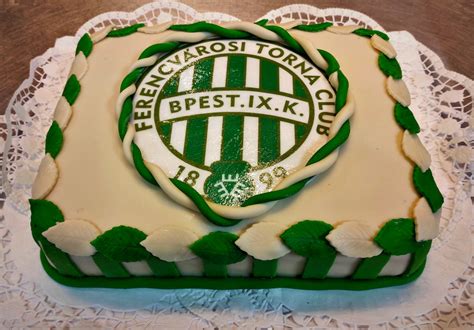 Fradi torta zöld-fehér díszítéssel és logóval