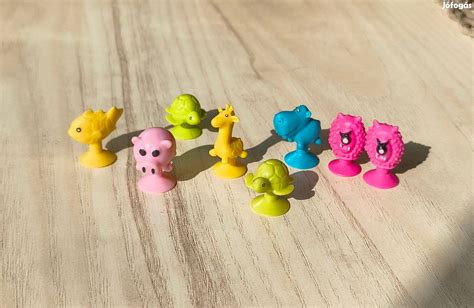 Különböző Stikeez figurák gyűjteménye