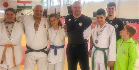 Edzés közben a kaposvári judo csarnokban