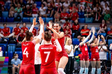 A magyar röplabda-válogatott egy korabeli mérkőzésen