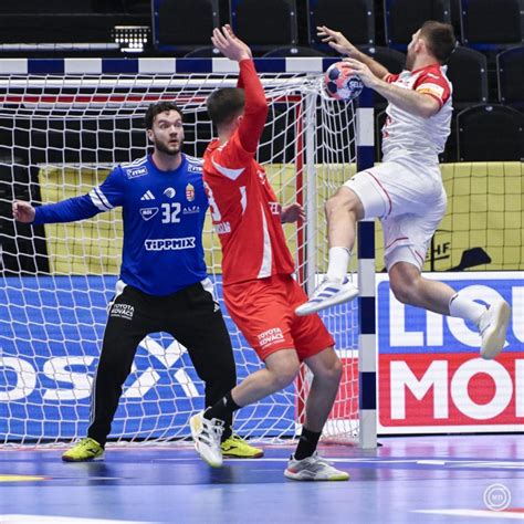 Kézilabdázó kapus véd