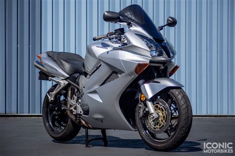 Honda VFR sporttúramotor