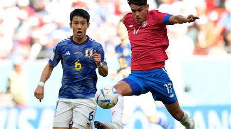 Japán foci játék közben