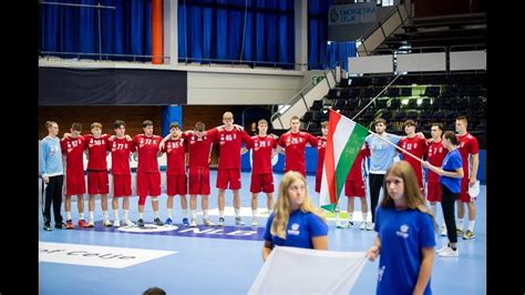A Mecseknádasd junior kézilabda csapat edzésen