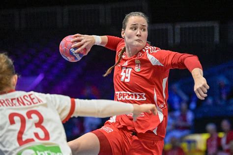 A ŽRK Vardar női kézilabdacsapat egy mérkőzésen